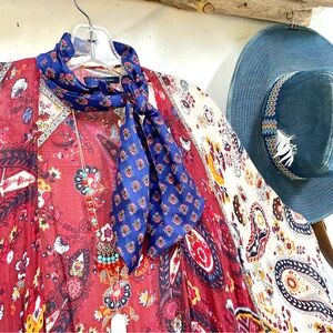 Beautiful silk scarf/neck wrap w southwestern equestrian country vibe